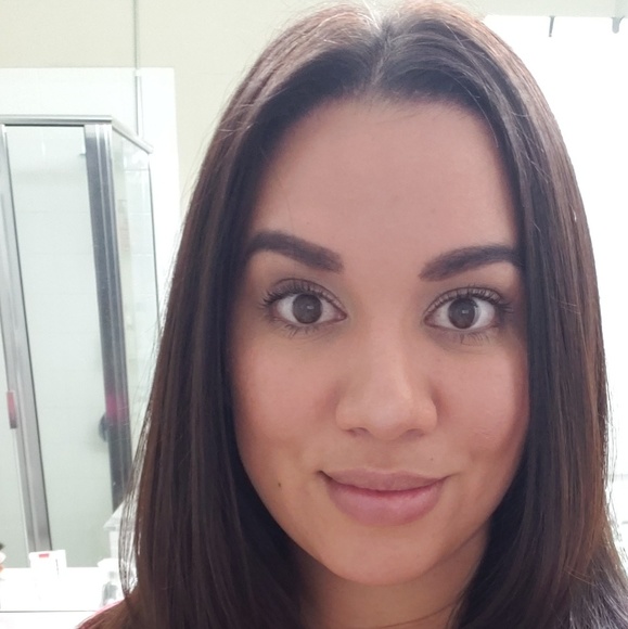 Meet your Posher, Angelica - Picture 1 of 1